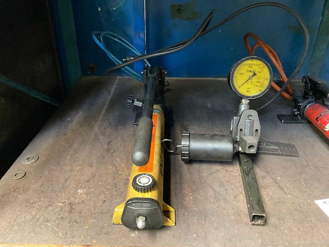 Hydraulische perspomp (2x) - afbeelding 4 van  4
