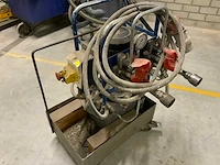 Hydraulische pomp in mobiel frame - afbeelding 2 van  3