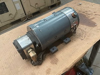 Hydraulische pomp - afbeelding 1 van  3