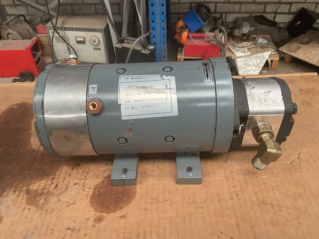 Hydraulische pomp - afbeelding 3 van  3