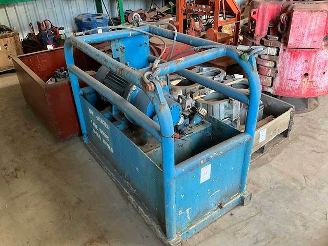 Hydraulische pomp - afbeelding 1 van  8