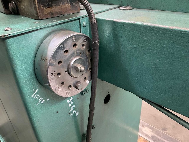 Hydraulische profielbuigmachine / ringrolmachine voor staalprofielen - afbeelding 8 van  11