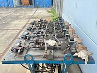 Hydraulische regelbank - afbeelding 2 van  7