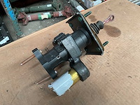 Hydraulische rembekrachtiger - afbeelding 3 van  3