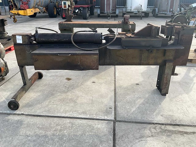 Hydraulische rondbuigmachine - afbeelding 4 van  6