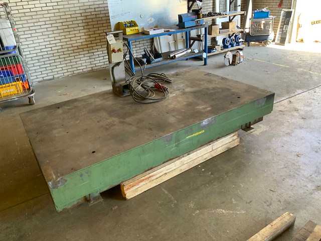 Hydraulische schaarheftafel - afbeelding 2 van  3