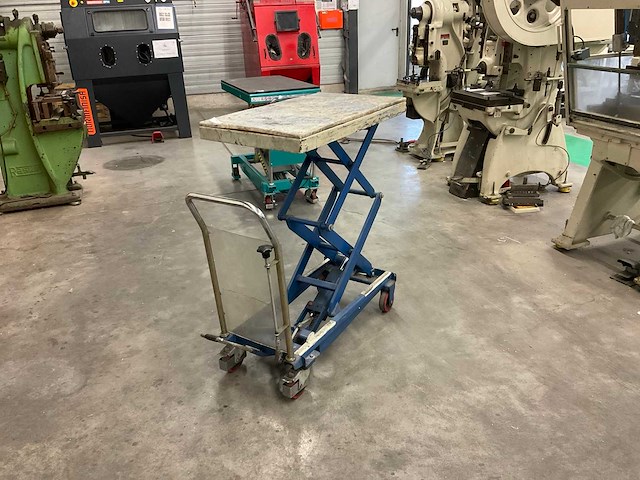 Hydraulische schaarlift / heftafel - afbeelding 1 van  8