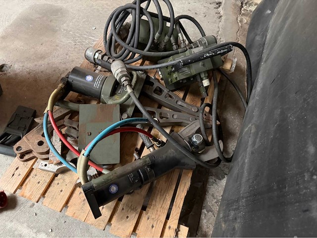 Hydraulische scharen - afbeelding 2 van  4