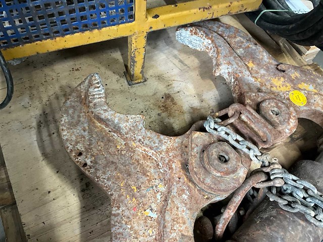 Hydraulische schrootschaar met aggregaat - afbeelding 2 van  4