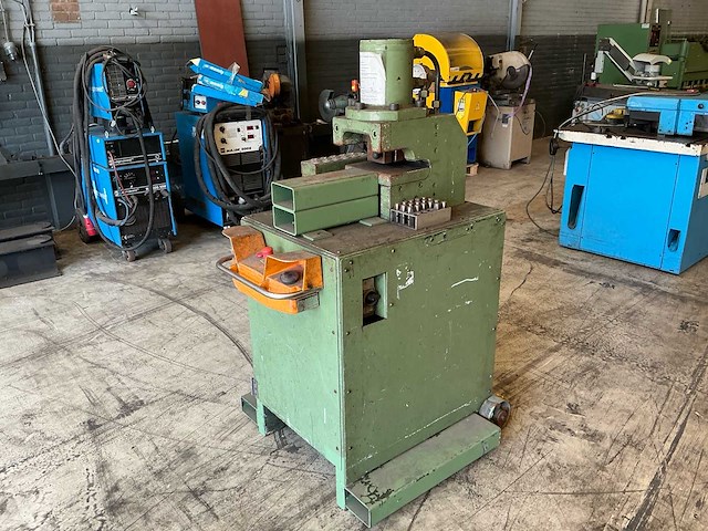 Hydraulische slagcijferpers - afbeelding 1 van  12