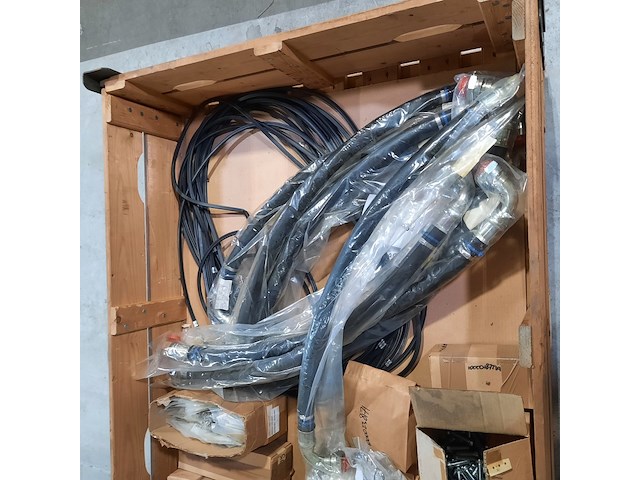 Hydraulische slangen, deurrubbers en onderdelen - afbeelding 2 van  10