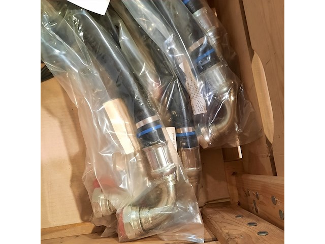 Hydraulische slangen, deurrubbers en onderdelen - afbeelding 3 van  10