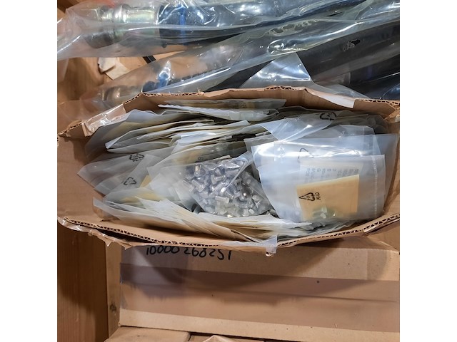 Hydraulische slangen, deurrubbers en onderdelen - afbeelding 9 van  10