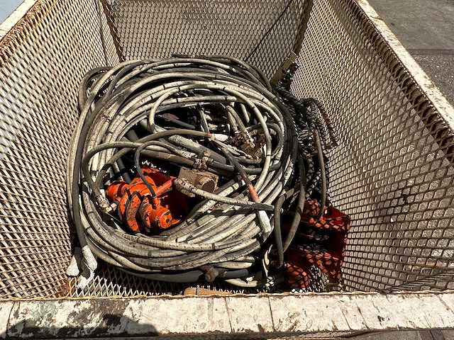 Hydraulische slangen en hydro block - afbeelding 2 van  7