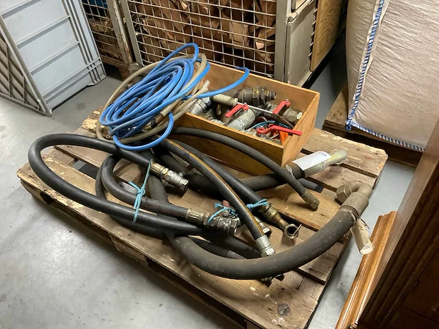Hydraulische slangen - afbeelding 1 van  6