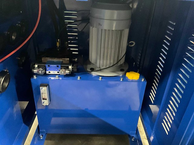 Hydraulische slangenpers - afbeelding 1 van  6