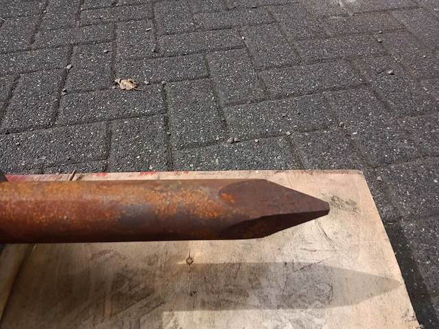 Hydraulische sloophamer – cw05 opname – 45 mm beitel - afbeelding 6 van  7