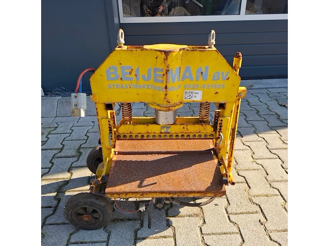 Hydraulische stenenknipper - afbeelding 1 van  5