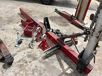 Hydraulische trekbank met toebehoren - afbeelding 4 van  7
