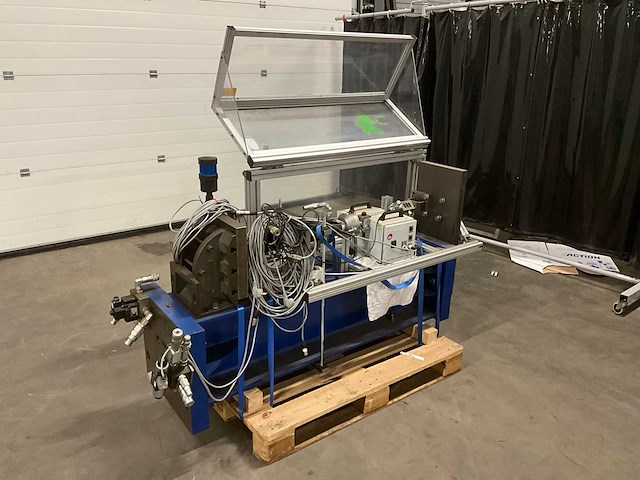 Hydraulische trektestbank - afbeelding 3 van  10