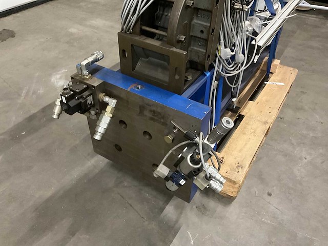 Hydraulische trektestbank - afbeelding 9 van  10