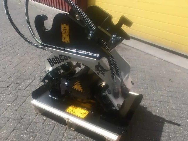 Hydraulische trilplaat – cw10 opname - afbeelding 1 van  6