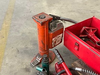 Hydraulische uitdeukset - afbeelding 3 van  4