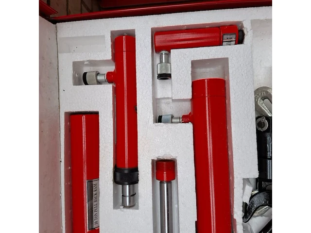 Hydraulische uitdeukset - afbeelding 5 van  6