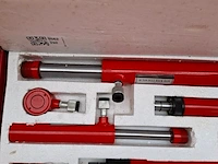 Hydraulische uitdeukset - afbeelding 2 van  8