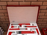 Hydraulische uitdeukset - afbeelding 3 van  10