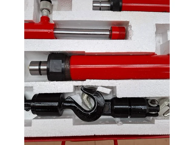 Hydraulische uitdeukset - afbeelding 8 van  10