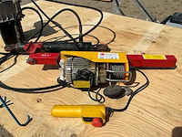 Hydraulische unit, elektrische staalkabeltakel, compressor en hydraulische potkrik - afbeelding 12 van  14