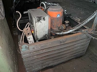 Hydraulische unit met spreader - afbeelding 4 van  8