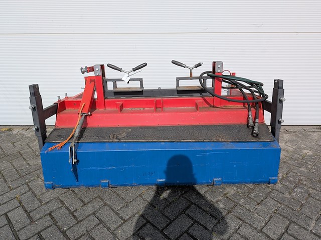 Hydraulische veegmachine - afbeelding 4 van  11