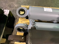 Hydraulische vering cilinder (5x) - afbeelding 5 van  6