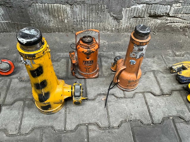 Hydraulische vijzel (3x) - afbeelding 1 van  4