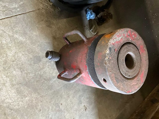 Hydraulische voetbediening met cilinder - afbeelding 3 van  4