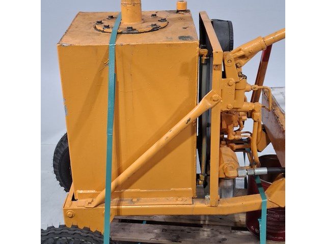 Hydraulische vulmachine, stewart pricision - afbeelding 9 van  9