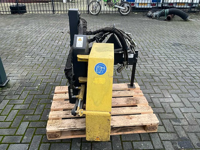 Hydraulische wegkantborstel / onkruidborstel - afbeelding 3 van  10