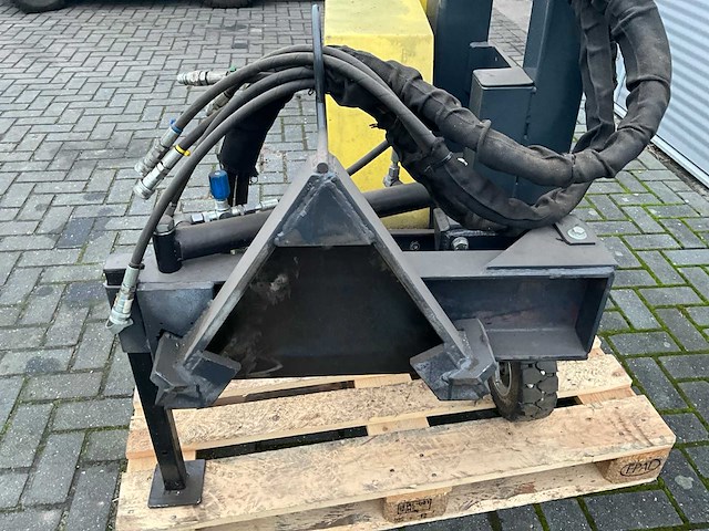 Hydraulische wegkantborstel / onkruidborstel - afbeelding 8 van  10