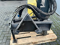 Hydraulische wegkantborstel / onkruidborstel - afbeelding 8 van  10