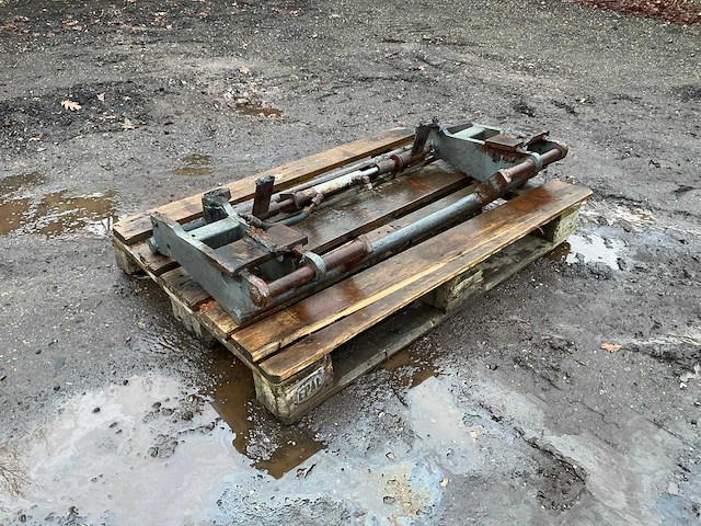 Hydraulische wissel passend terex voorzetapparatuur - afbeelding 4 van  9