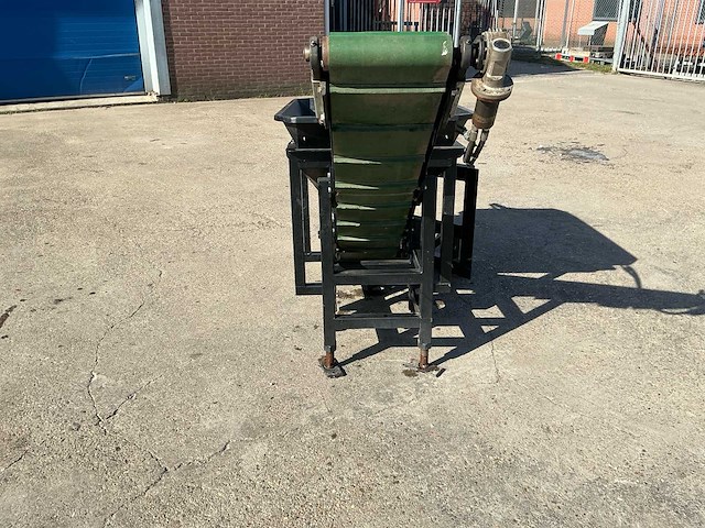 Hydraulische zeeftrechter - afbeelding 2 van  21