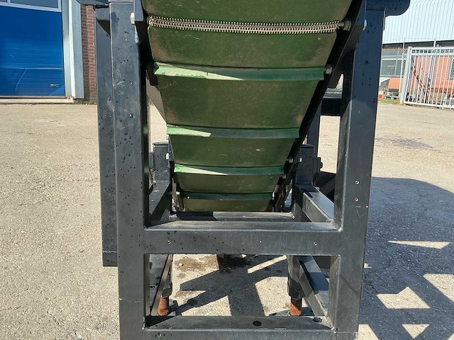 Hydraulische zeeftrechter - afbeelding 6 van  21