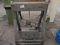 Hydraulische zetbank lockformer - afbeelding 2 van  6