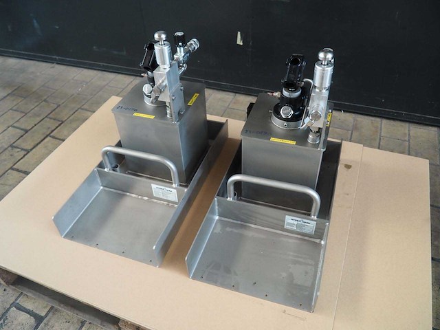 Hydro vasli - rvs hydraulische handpomp (2x) - afbeelding 1 van  1