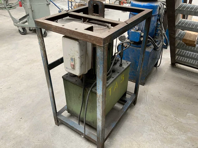 Hydro-vasli hydraulische pomp in frame - afbeelding 4 van  5