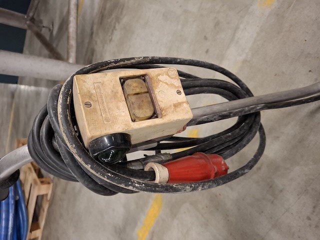 Hydrofoor pomp abb - afbeelding 5 van  5