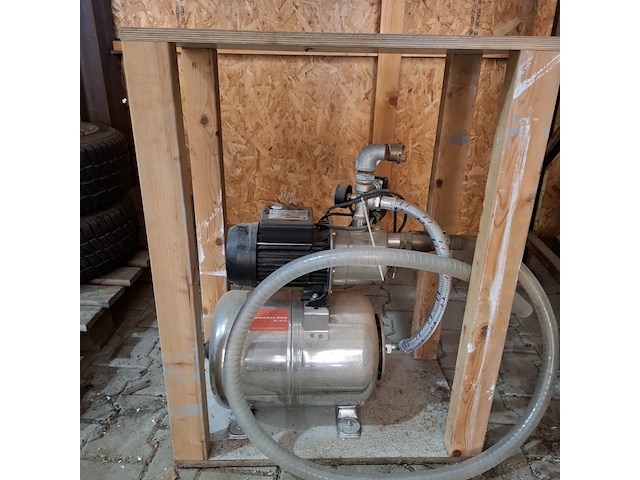 Hydrofoorpomp pentair water, n24h, bouwjaar 2013 - afbeelding 1 van  7