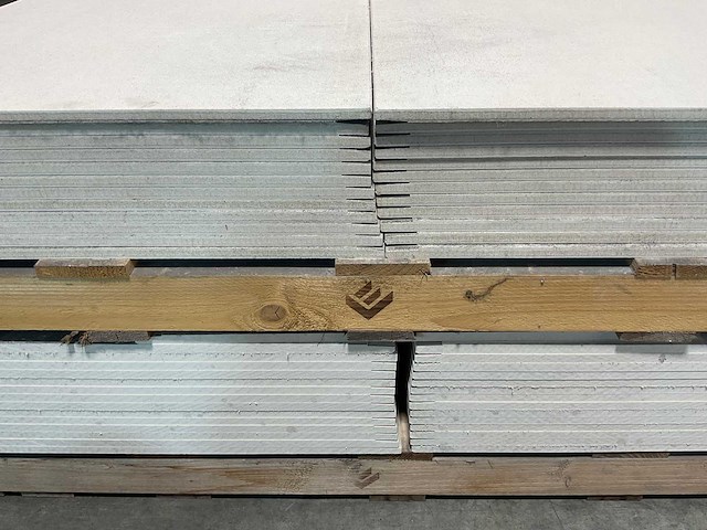 Hydropanel - vezelcementplaat met facetrand - 260x60x1,2 cm (50x) - afbeelding 5 van  6